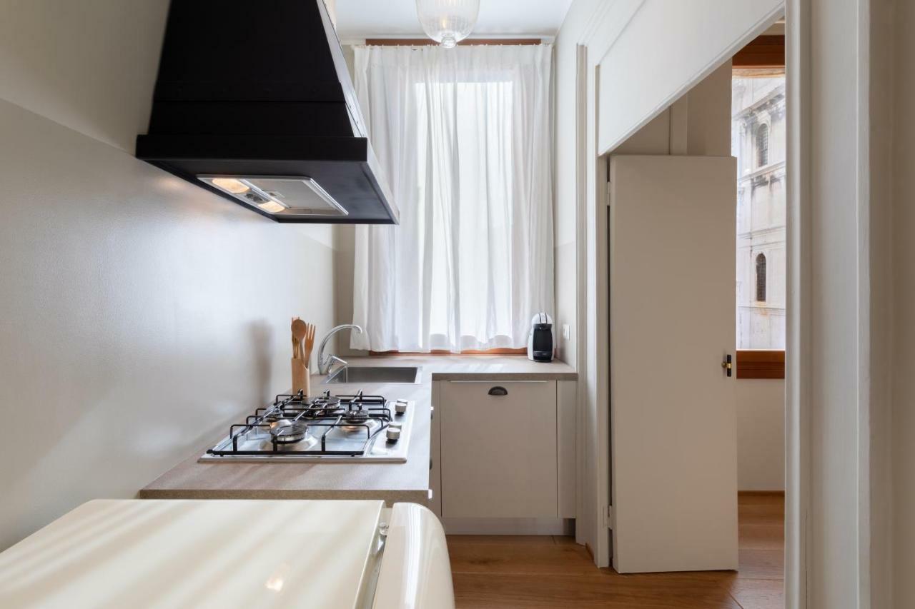 Bridge Of Sighs Luxurious Apartment เวนิส ภายนอก รูปภาพ